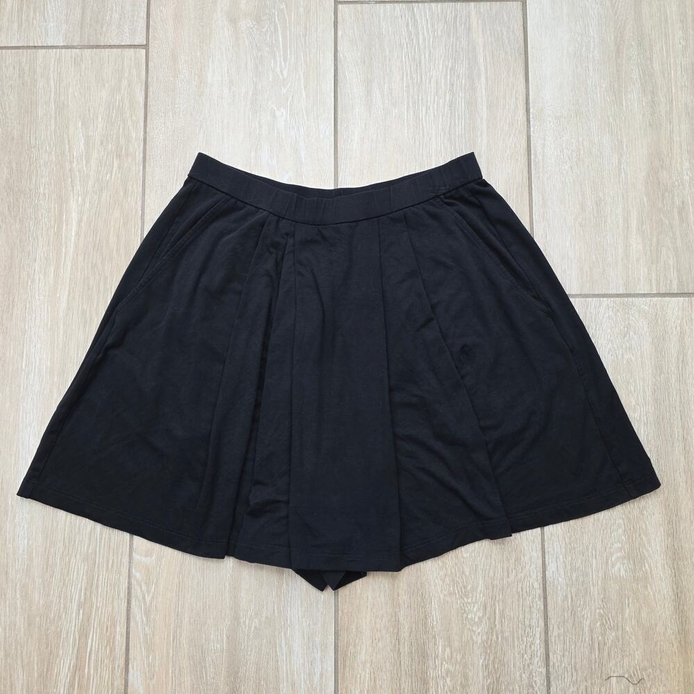 Eileen Fisher Skort Womens XS Black Tencel Lyocell Pull On Shorts Pockets